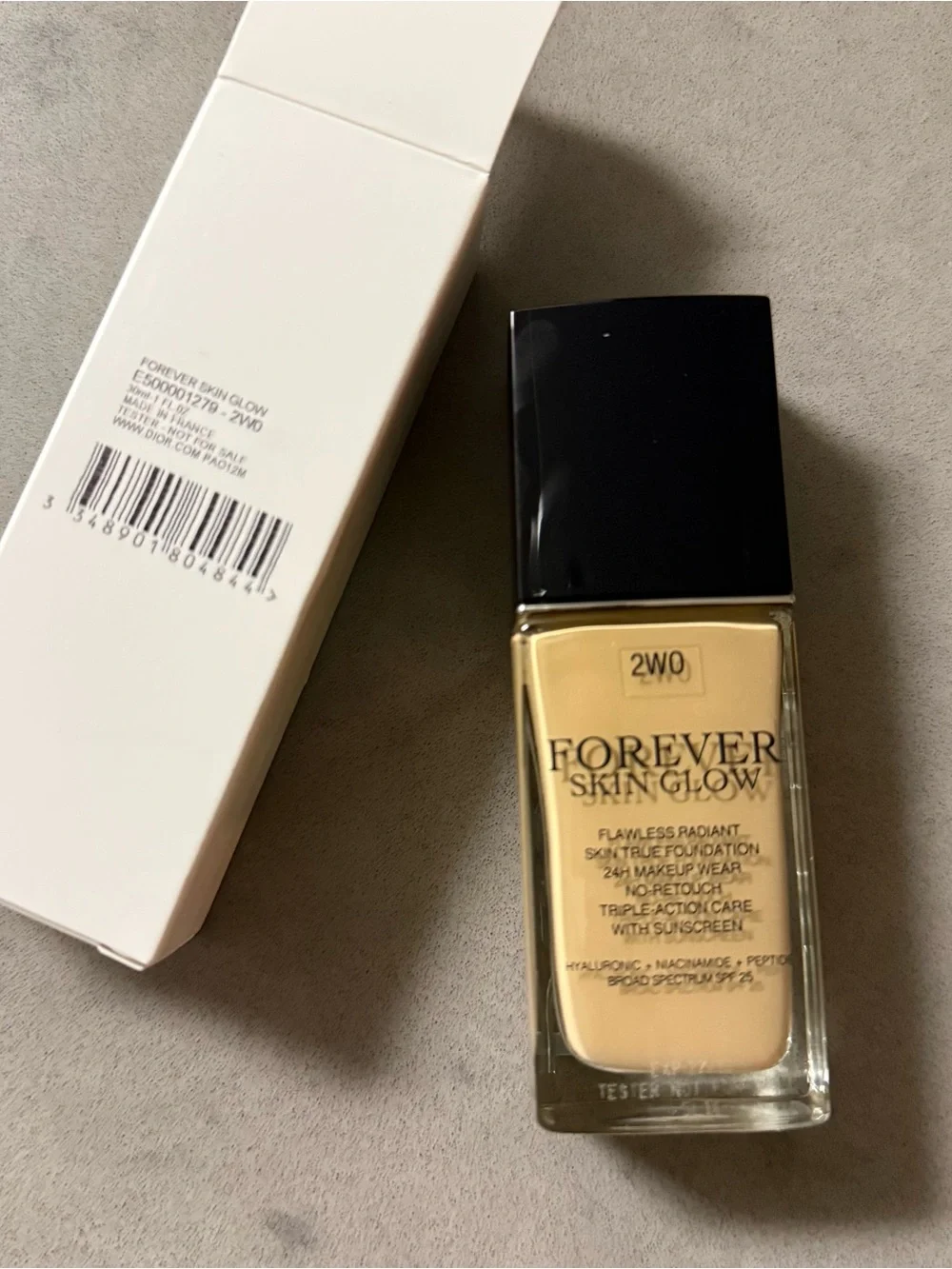 2WO Dior Forever Skin Glow Foundation